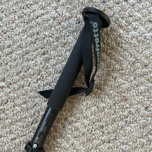 Manfrotto Compact Extreme 2-in-1 Monopod & Pole, Color-Black